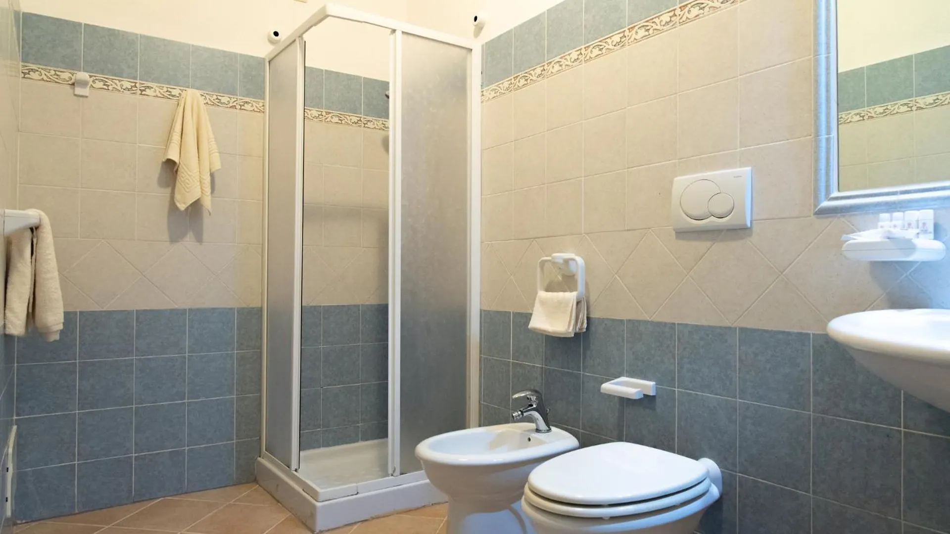 לינה וארוחת בוקר פאלאו Soraya - Suites & Apartments